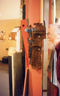 Islwyn Watkins with Brecon Column at Brecknock Museum and Art Gallery, 1994